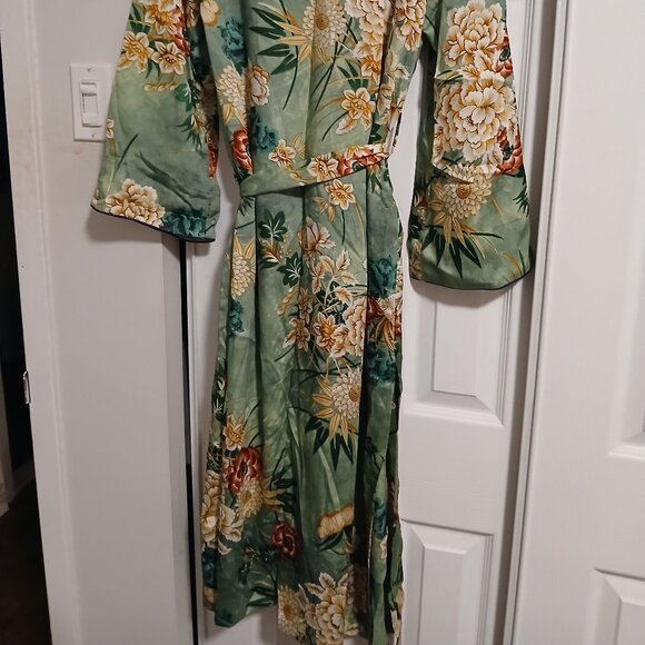 🌸 Zara Floral Kimono Robe 👘 🌸 - Picture 6 of 13